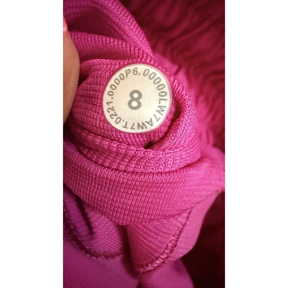 Lululemon Hotty Hot High-Rise Short 4" in Sonic Pink - Size 8 - Picture 3 of 3